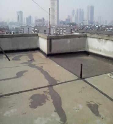 中原漏水维修 楼顶漏水是什么原因，楼顶漏水维修方法是什么?